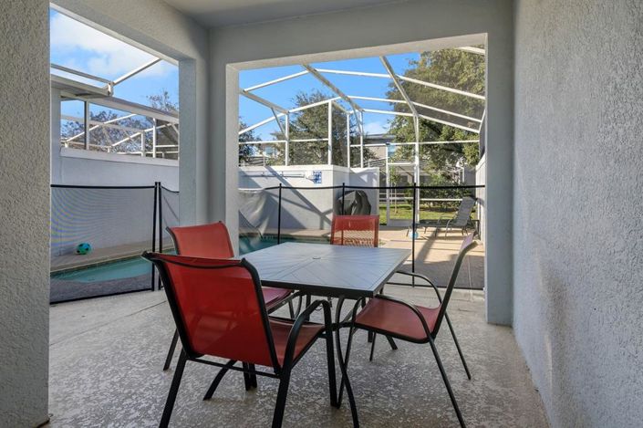 Image No.22-4 Bed Townhouse for sale