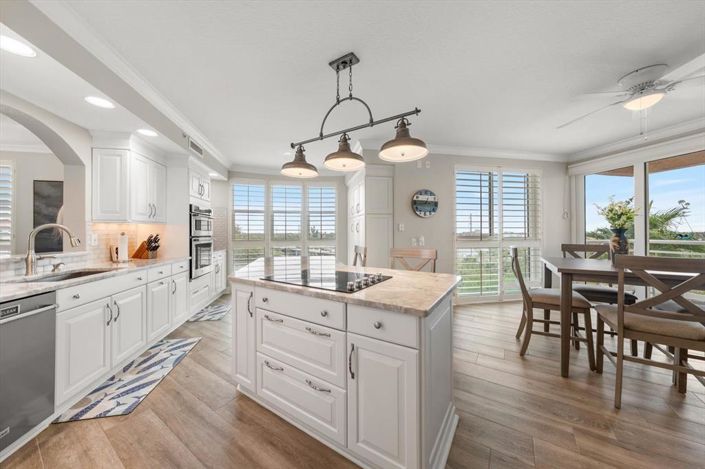 Image No.10-Propriété de 3 chambres à vendre à St. Petersburg