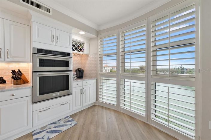 Image No.14-Propriété de 3 chambres à vendre à St. Petersburg