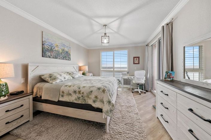 Image No.15-Propriété de 3 chambres à vendre à St. Petersburg