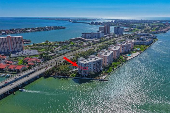 Image No.3-Propriété de 3 chambres à vendre à St. Petersburg