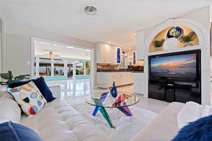 Image No.16-3 Bed Property for sale