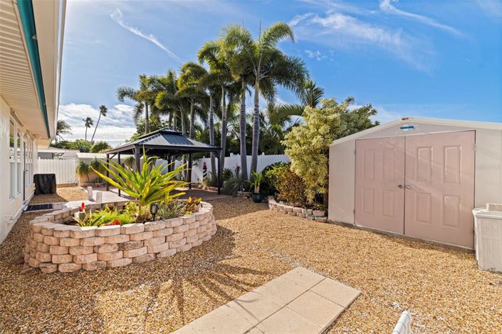 Image No.45-3 Bed Property for sale