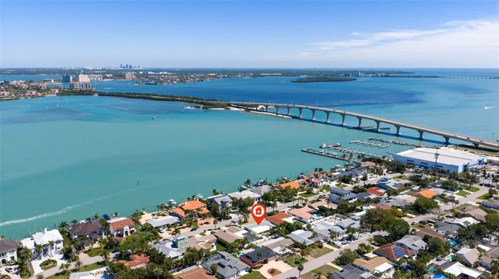 Image No.6-3 Bed Property for sale