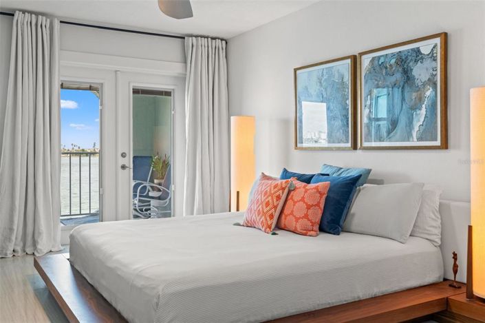 Image No.26-2 Bed Property for sale