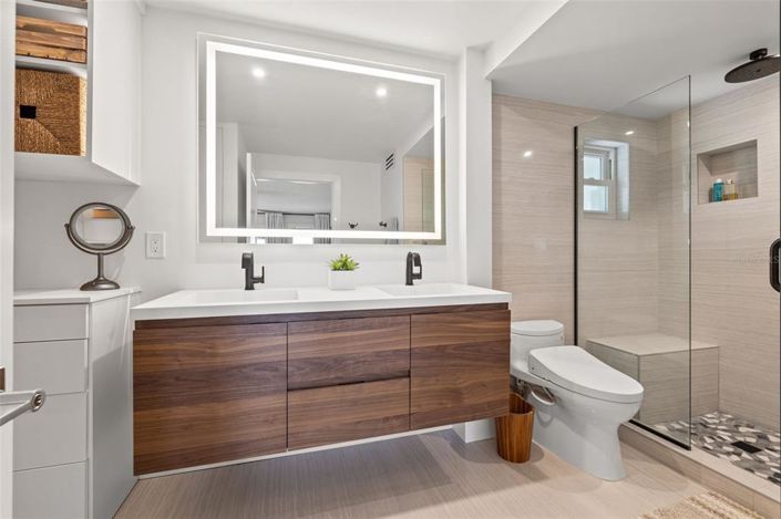 Image No.28-2 Bed Property for sale