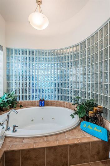 Image No.46-3 Bed Townhouse for sale