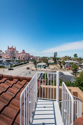 Image No.55-3 Bed Townhouse for sale