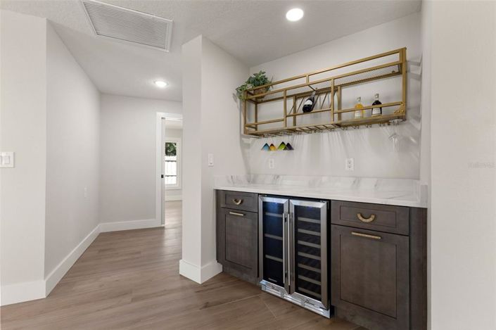 Image No.17-3 Bed Property for sale