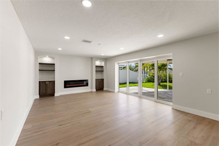 Image No.25-3 Bed Property for sale