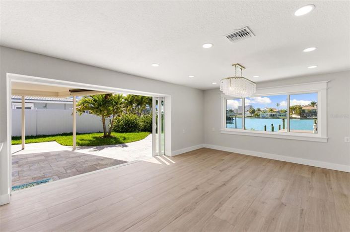 Image No.29-3 Bed Property for sale