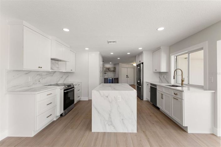 Image No.32-3 Bed Property for sale