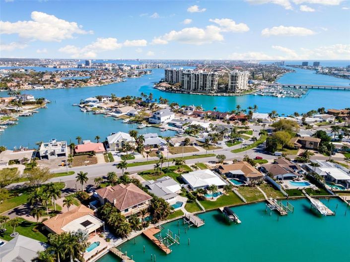 Image No.4-3 Bed Property for sale