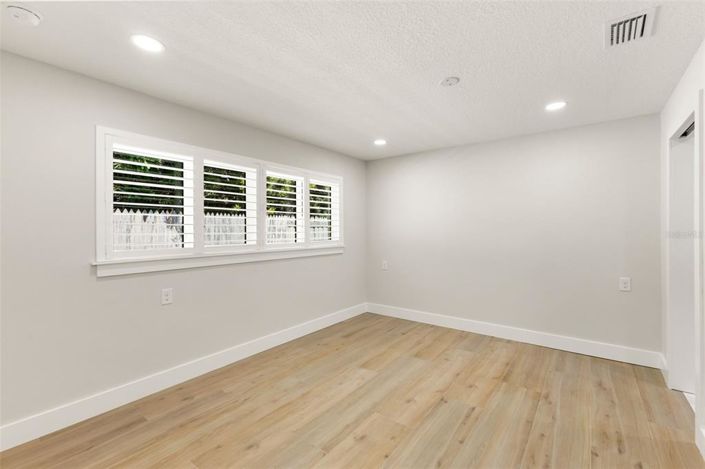 Image No.46-3 Bed Property for sale