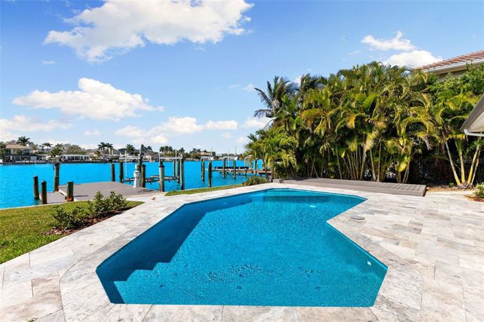 Image No.49-3 Bed Property for sale