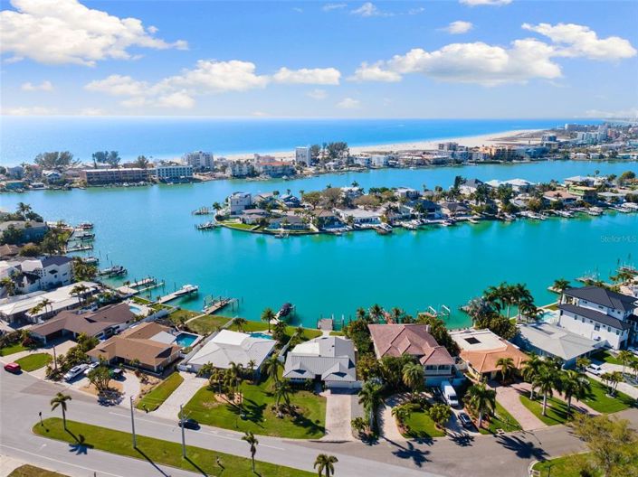 Image No.55-3 Bed Property for sale