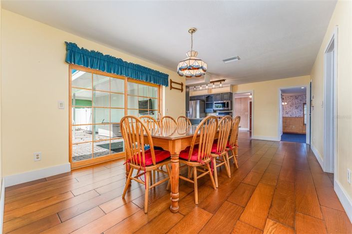 Image No.14-3 Bed Property for sale