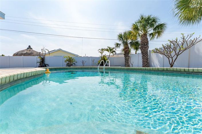 Image No.28-3 Bed Property for sale