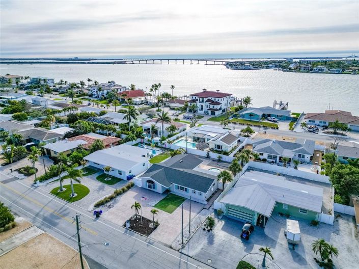 Image No.37-3 Bed Property for sale