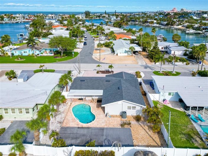 Image No.38-3 Bed Property for sale