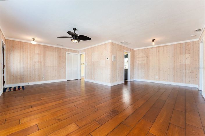 Image No.7-3 Bed Property for sale