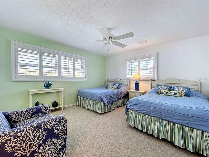 Image No.22-4 Bed Property for sale