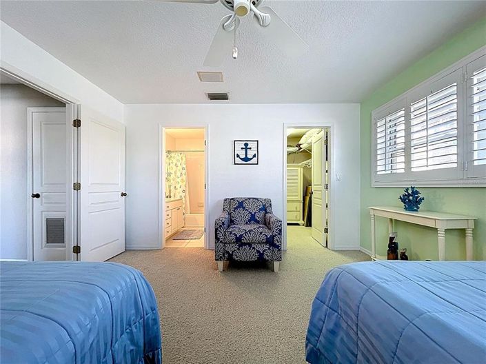 Image No.23-4 Bed Property for sale