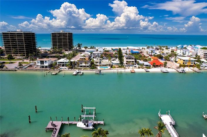 Image No.53-4 Bed Property for sale