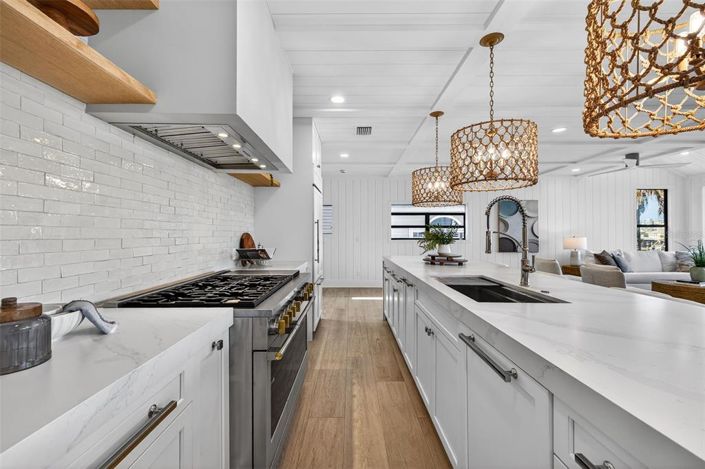 Image No.20-3 Bed Property for sale