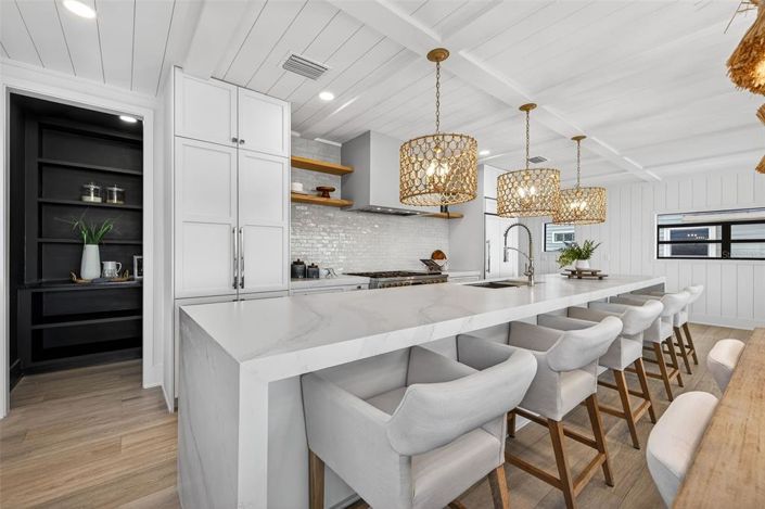 Image No.22-3 Bed Property for sale