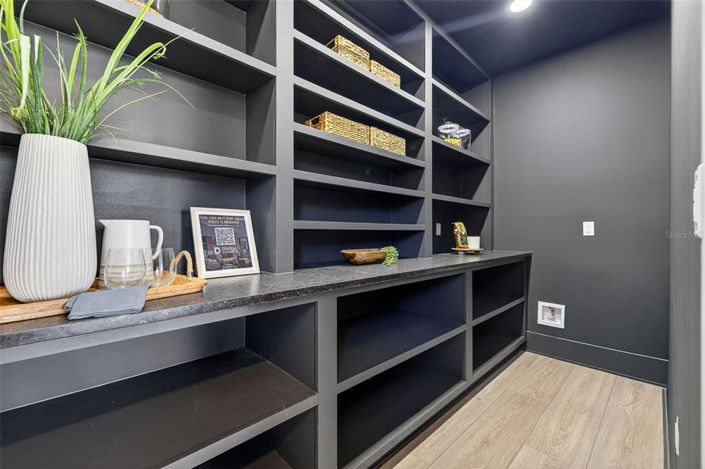 Image No.23-3 Bed Property for sale