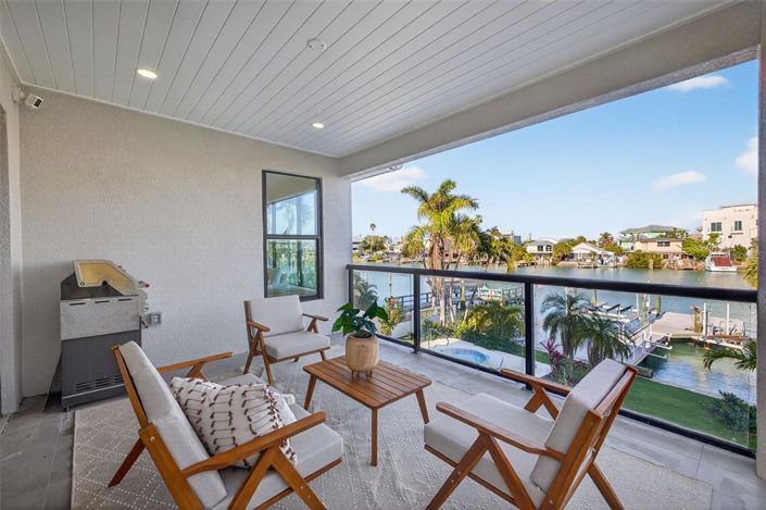 Image No.25-3 Bed Property for sale