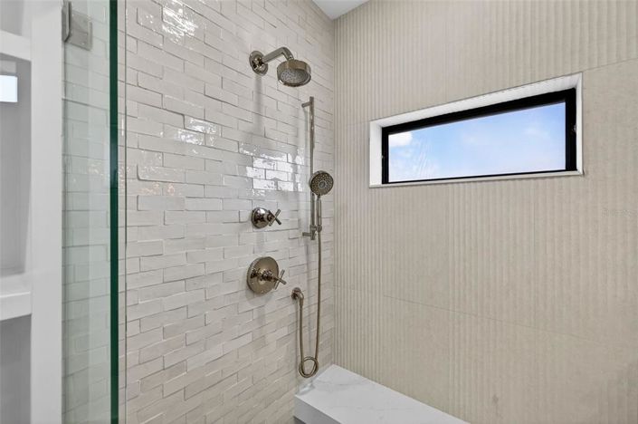 Image No.36-3 Bed Property for sale