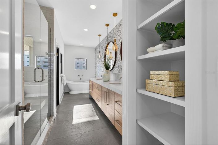 Image No.47-3 Bed Property for sale