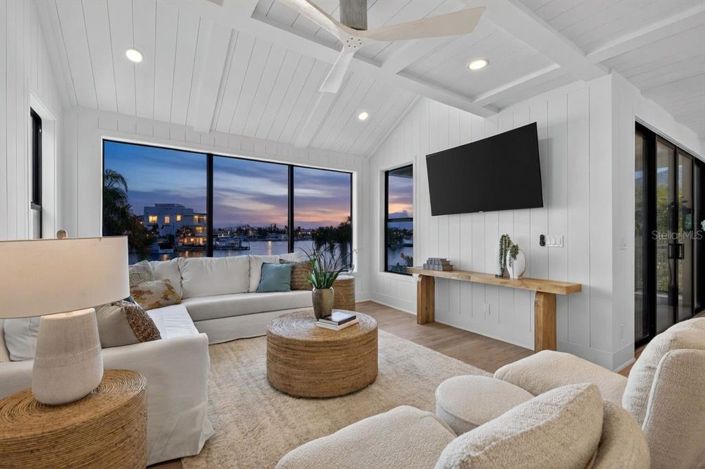 Image No.5-3 Bed Property for sale