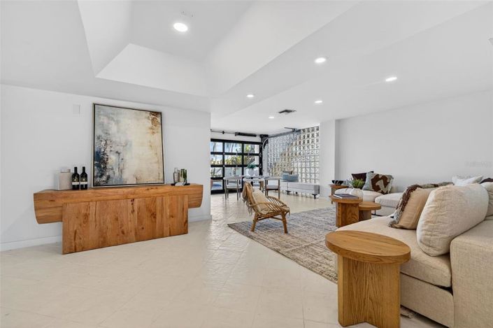 Image No.58-3 Bed Property for sale