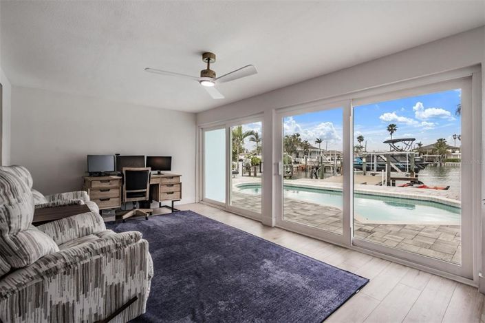 Image No.12-3 Bed Property for sale