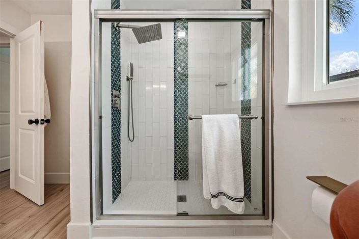 Image No.20-3 Bed Property for sale