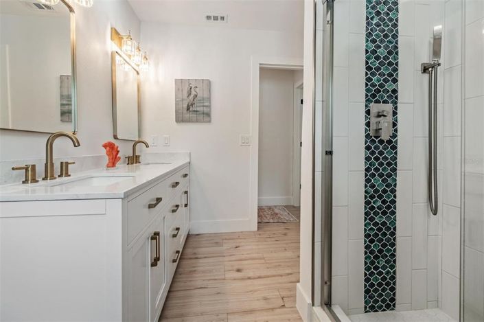 Image No.21-3 Bed Property for sale