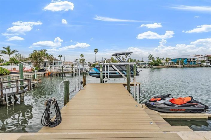 Image No.24-3 Bed Property for sale