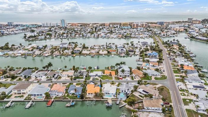 Image No.36-3 Bed Property for sale