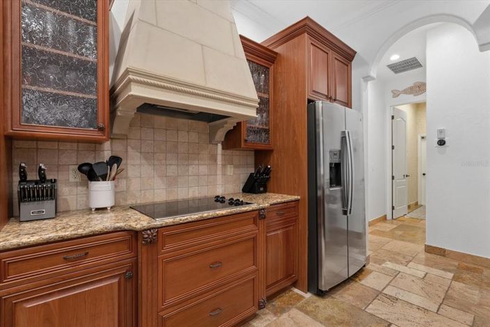 Image No.21-5 Bed Property for sale