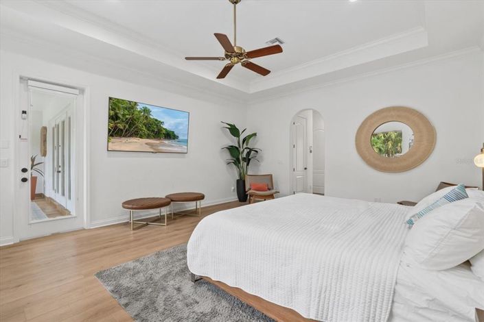 Image No.23-5 Bed Property for sale