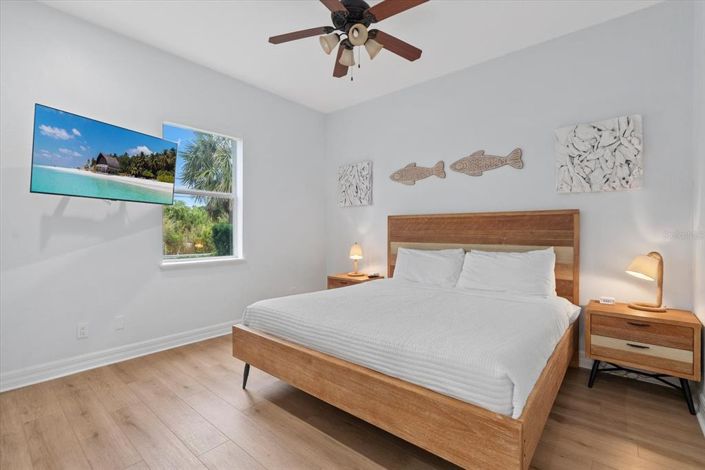 Image No.29-5 Bed Property for sale