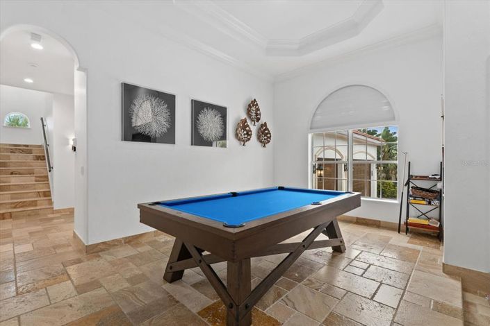 Image No.41-5 Bed Property for sale