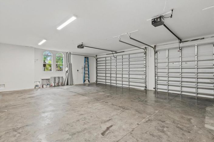 Image No.43-5 Bed Property for sale