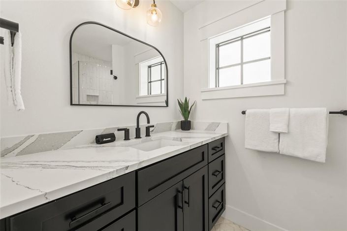 Image No.49-8 Bed Property for sale