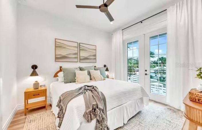 Image No.20-6 Bed Property for sale