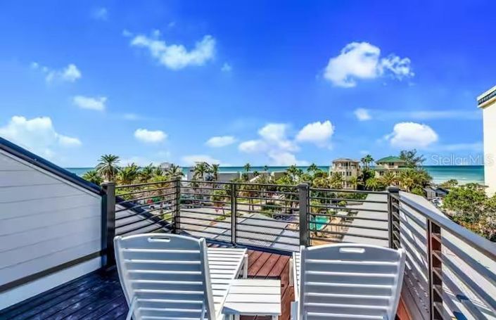 Image No.4-6 Bed Property for sale