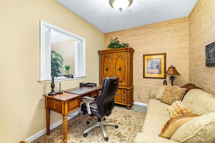 Image No.22-2 Bed Property for sale